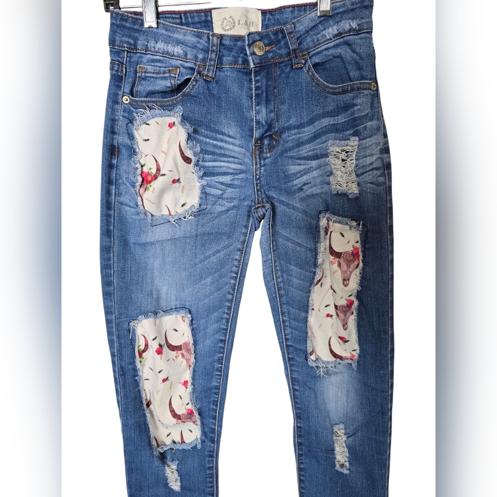 # 542 Lucky & Blessed Longhorn Patched Jeans